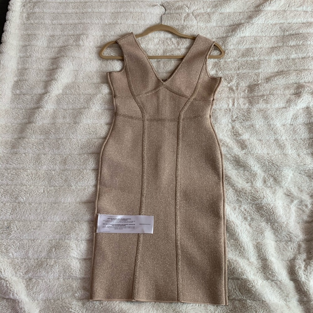 ✨Gold shimmer BCBG MAXAZRIA Body-con mini ✨